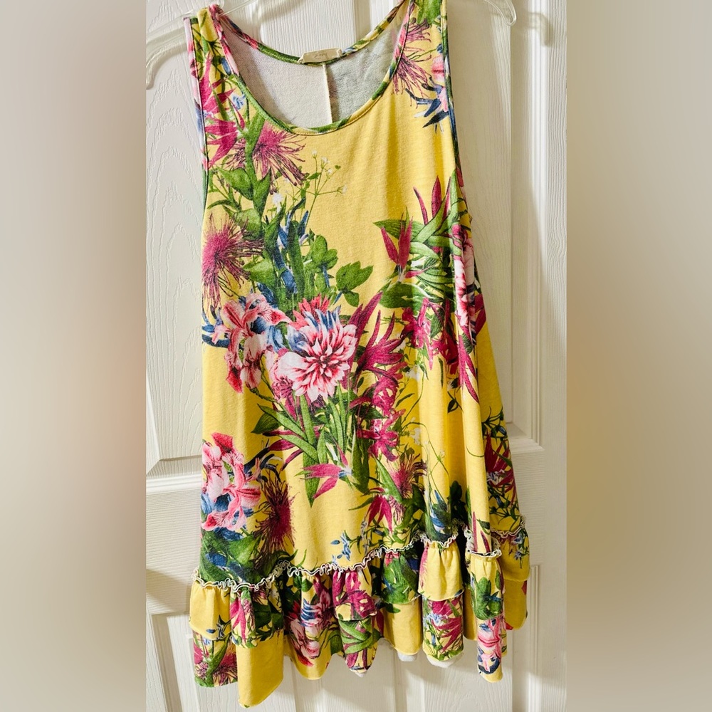 Boutique women's dress - tropical print